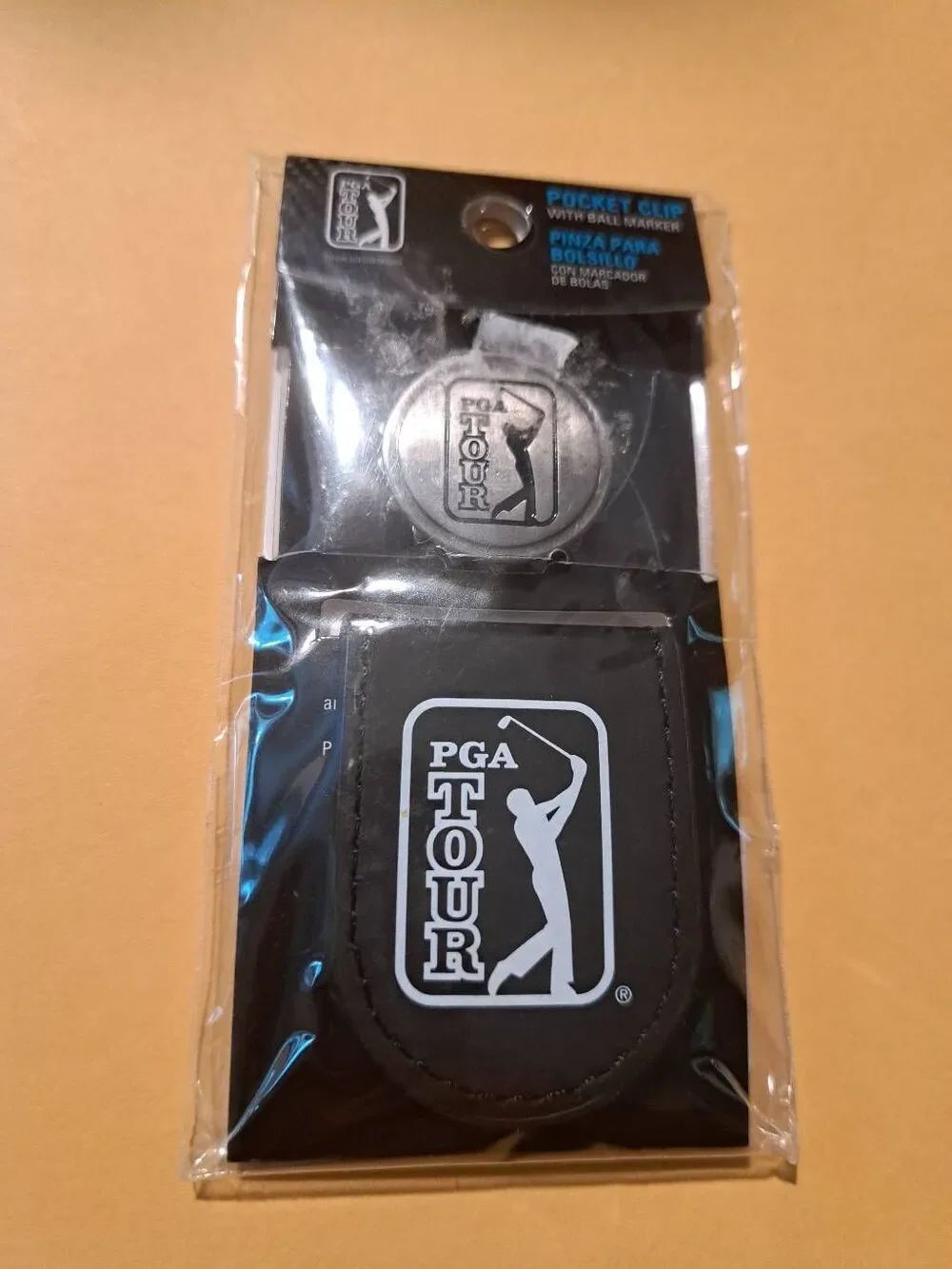 New PGA Tour Black Pocket Clip with Ball Marker NWT Official Golf Accessory